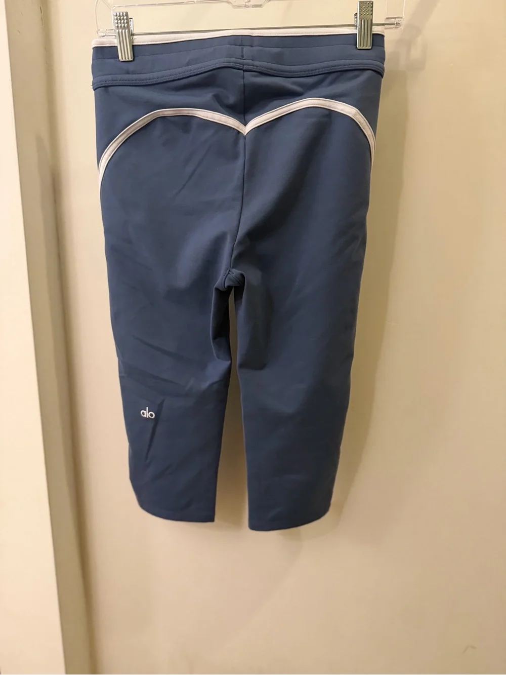 Alo Blue Athletic Crop Pants with White Side Stripes